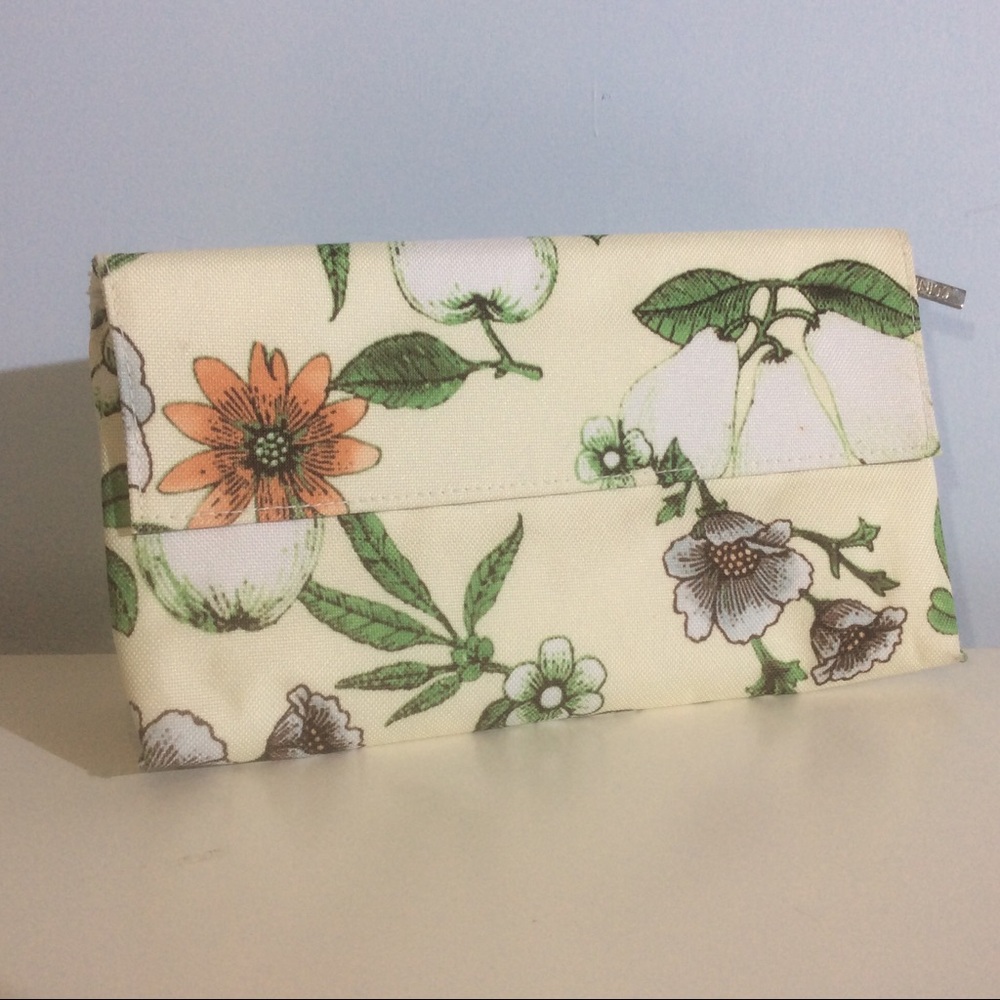 Clinique Cream Floral Fold Up Jewelry Case Clear Zip Pocket Sunglasses Organizer